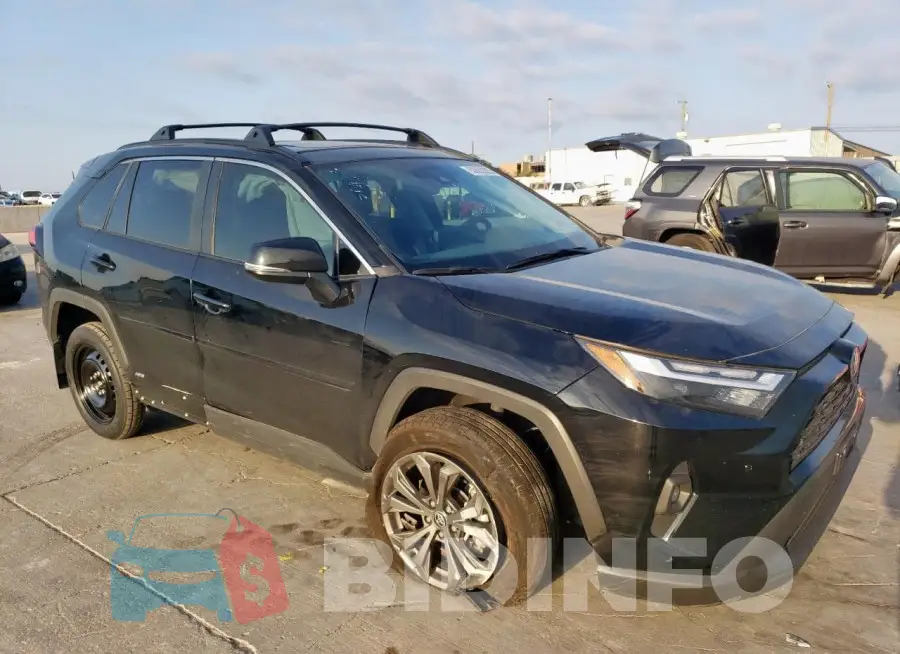 4T3B6RFV9RU158019 Photo# 4