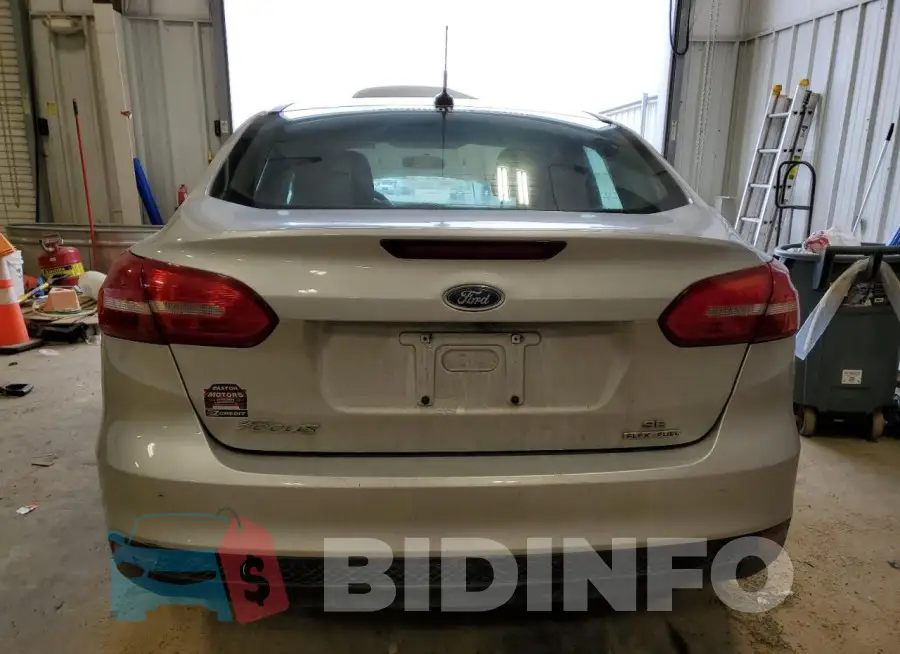 1FADP3F21GL340778 Photo# 6