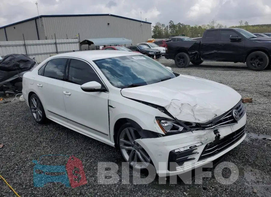1VWDT7A35HC033447 Photo# 4