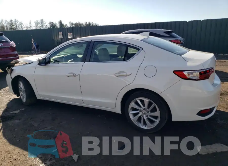 19UDE2F35JA003618 Photo# 2