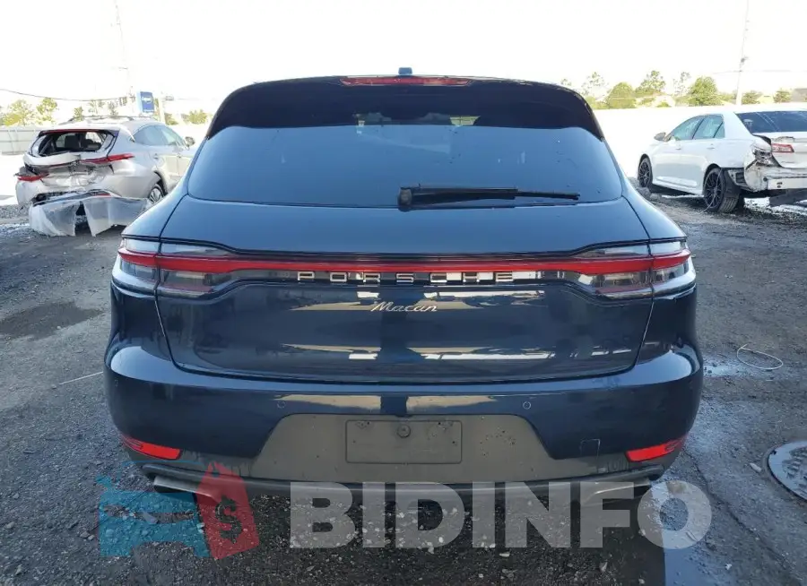WP1AA2A53MLB13676 Photo# 6