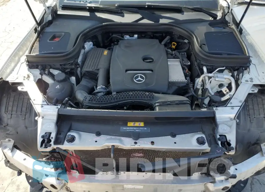 WDC0G4JB4KV142774 Photo# 12