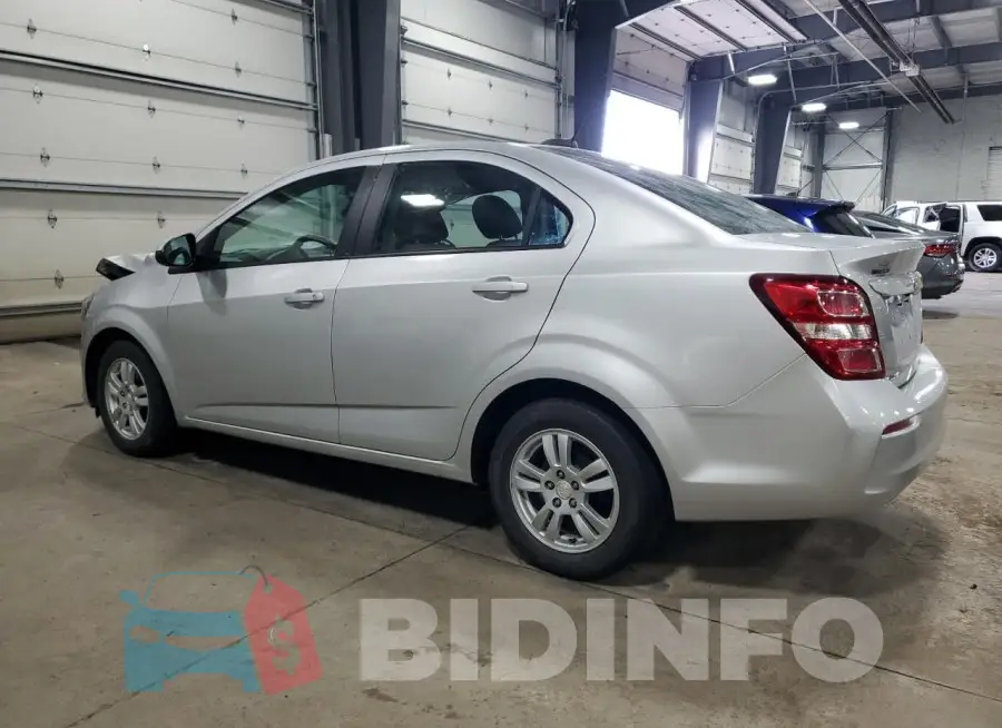 1G1JB5SHXH4140441 Photo# 2