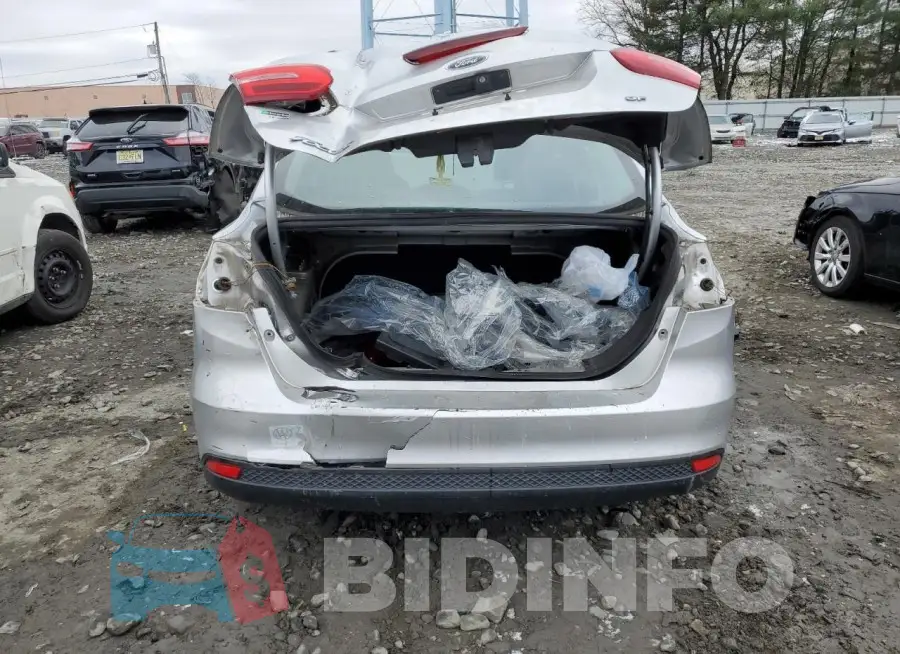 1FADP3F29HL285806 Photo# 6
