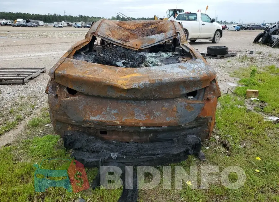 3KPC24A69NE166243 Photo# 6