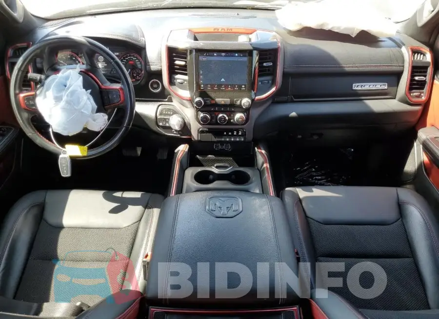 1C6SRFLT4NN177112 Photo# 8