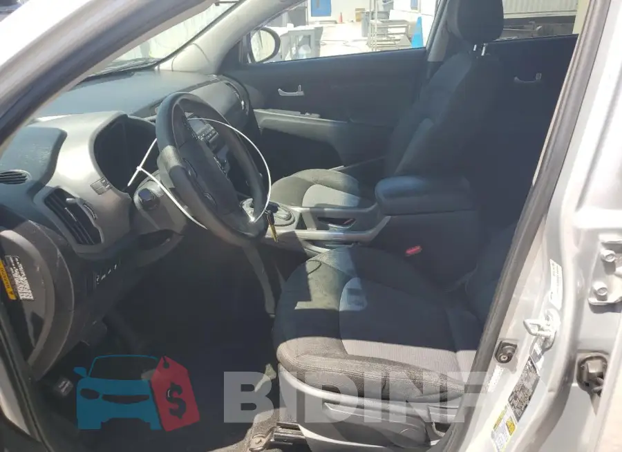 KNDPB3AC2G7796772 Photo# 7