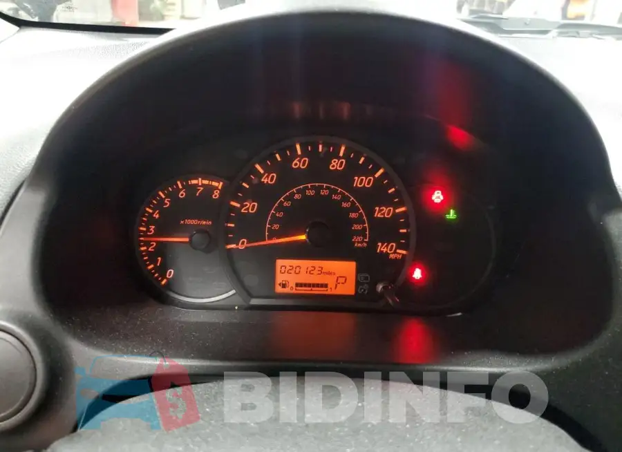 ML32AUHJ4RH006735 Photo# 9