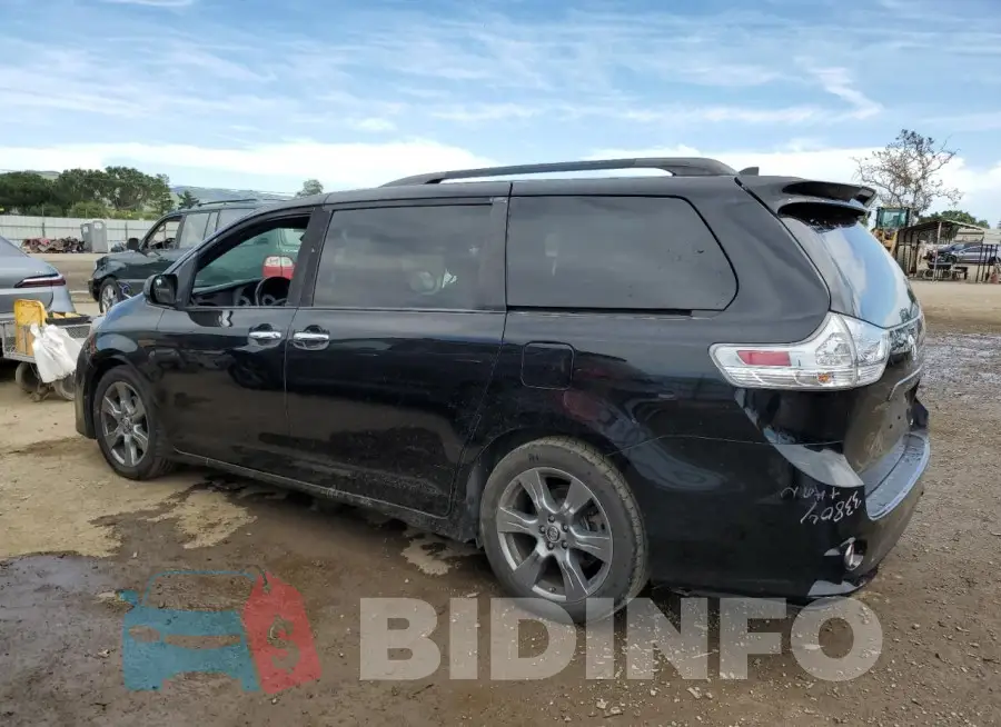 5TDXZ3DC5JS942053 Photo# 2