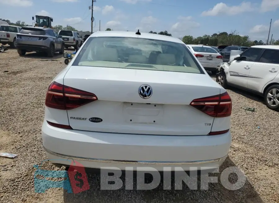 1VWLA7A31KC000860 Photo# 6