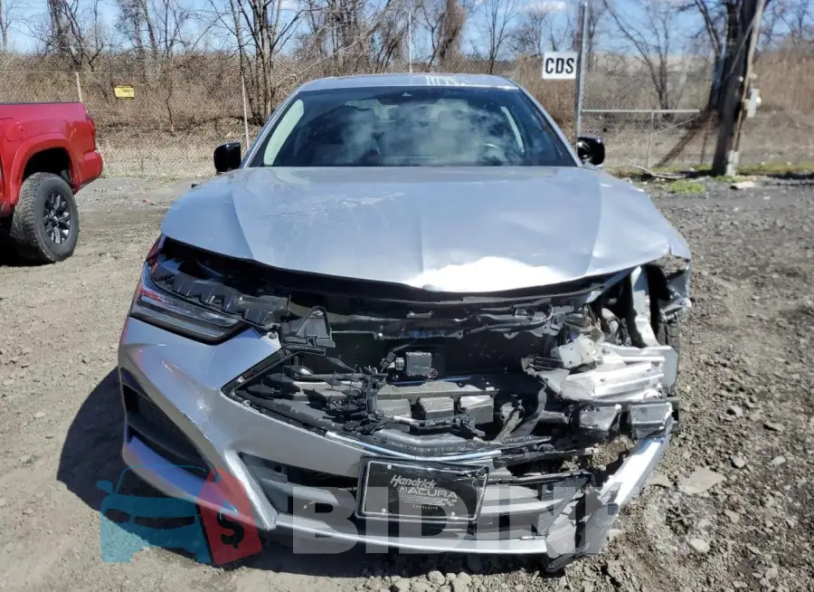 19UUB6F43MA010418 Photo# 5