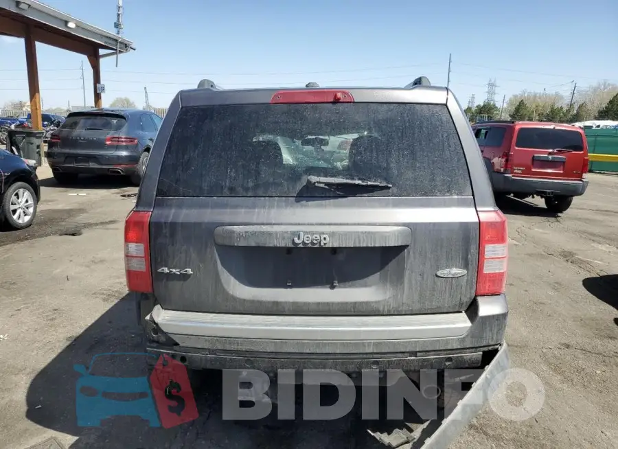 1C4NJRFB4GD730562 Photo# 6