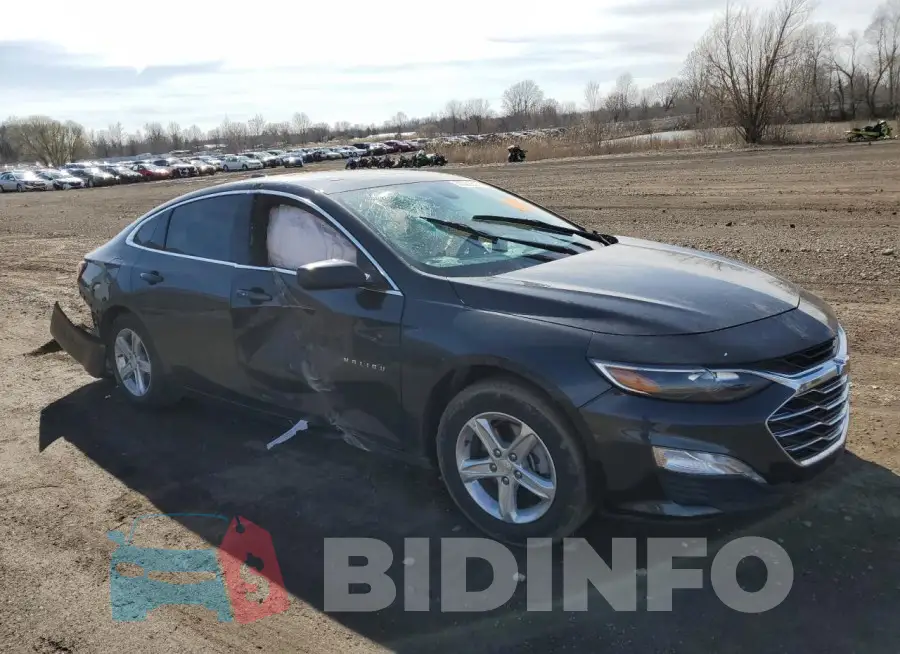1G1ZD5ST3NF180250 Photo# 4