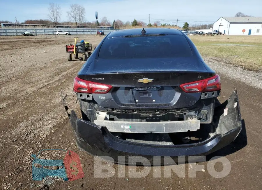 1G1ZD5ST3NF180250 Photo# 6