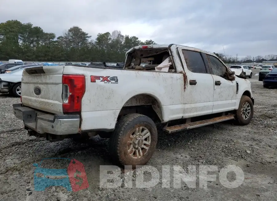 1FT7W2B61JEB15298 Photo# 3