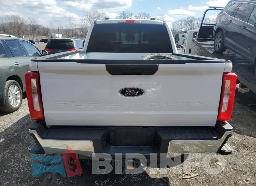1FT7W2BAXRED88627 Photo# 6
