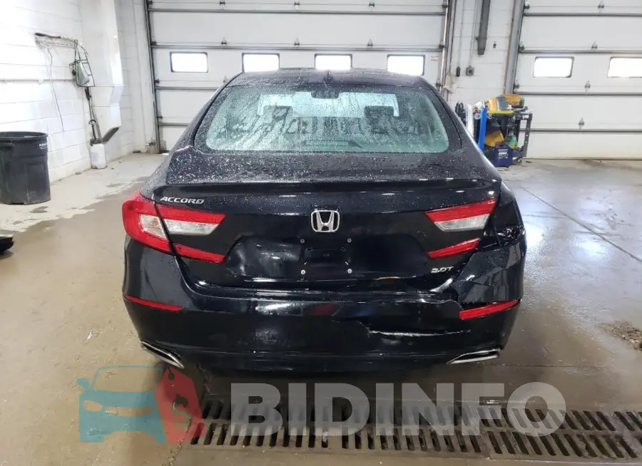 1HGCV2F56JA010672 Photo# 6