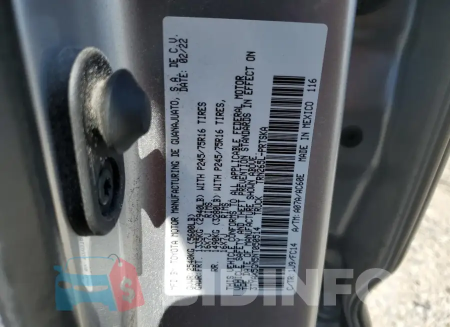 3TYAX5GN5NT050514 Photo# 13