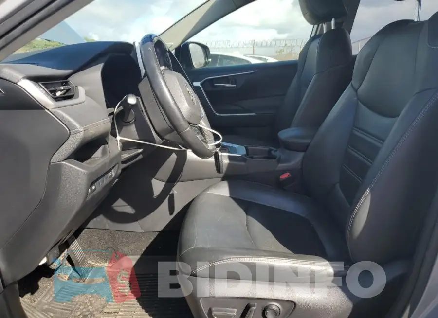 JTMC1RFV6KD032433 Photo# 7