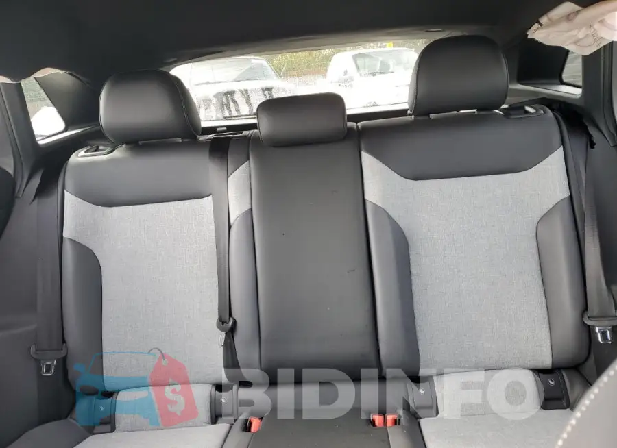 1V2CMPE88PC032582 Photo# 10
