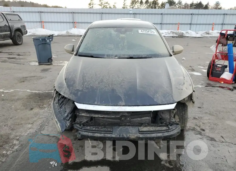 3VW7M7BU9NM010345 Photo# 5