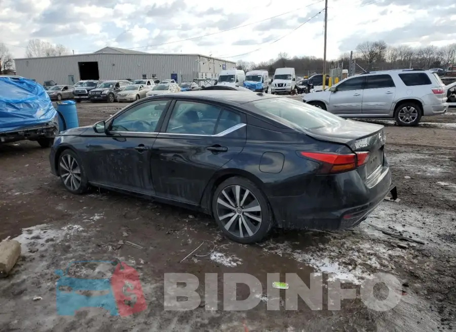 1N4BL4CV3LC163717 Photo# 2