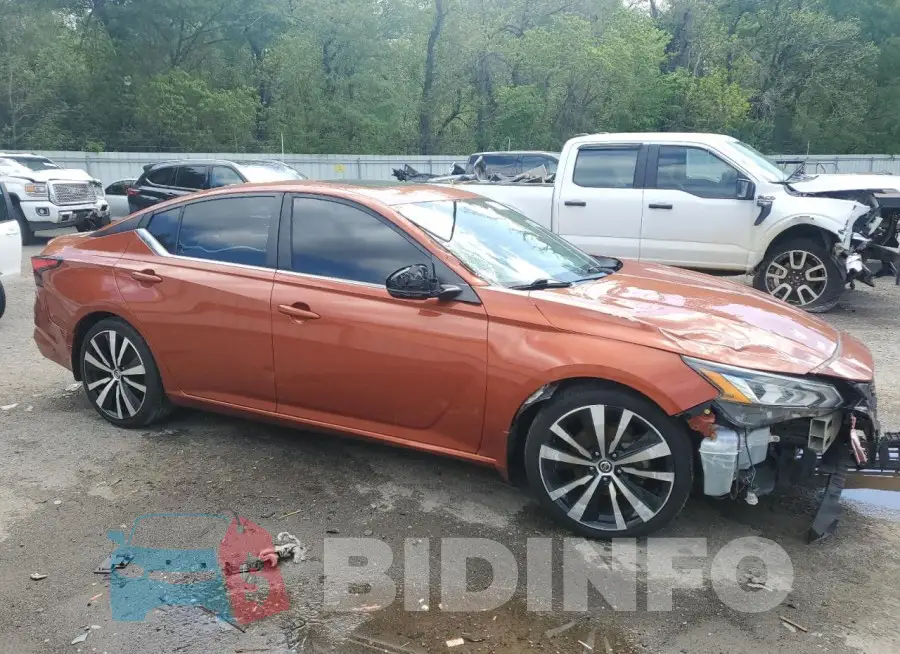 1N4BL4CV4LN306937 Photo# 4