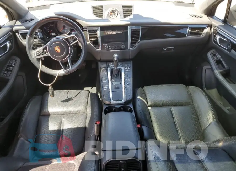 WP1AB2A52JLB32325 Photo# 8