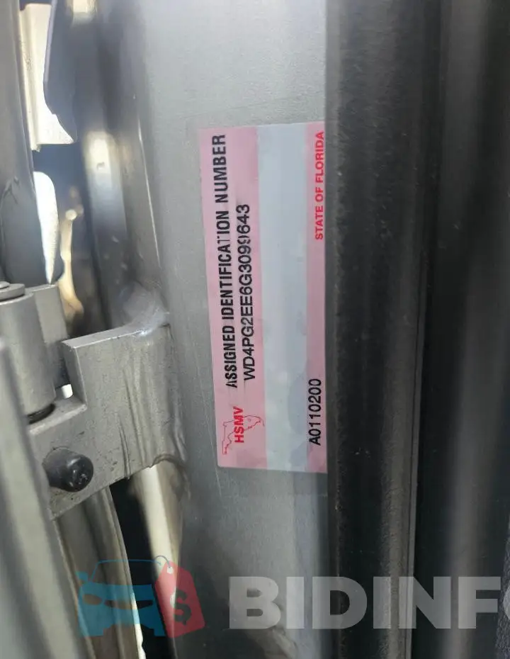 WD4PG2EE6G3099643 Photo# 13