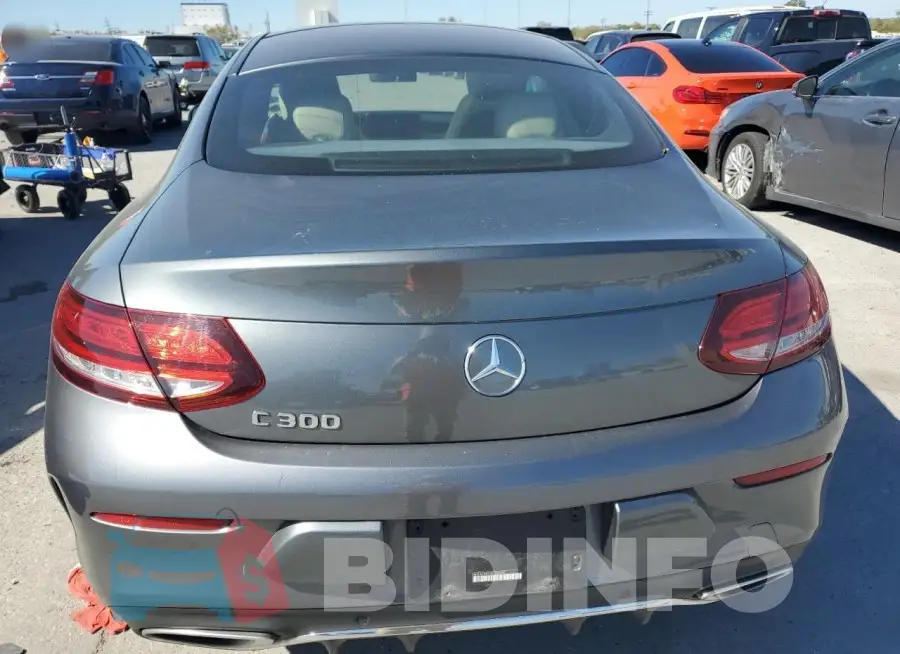 WDDWJ8DB9KF836607 Photo# 6