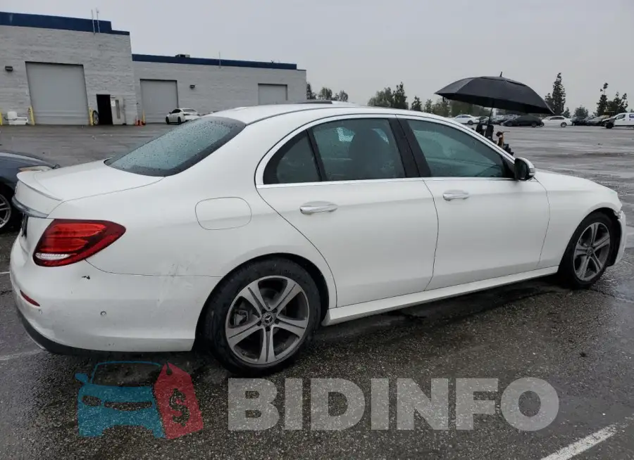 WDDZF4JB8KA527185 Photo# 3