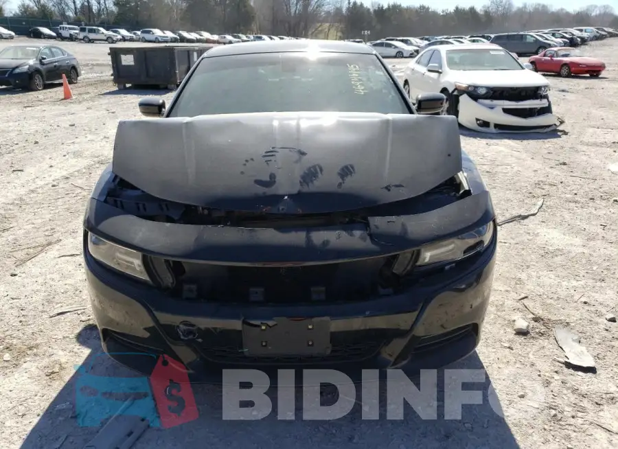 2C3CDXCTXJH145743 Photo# 5