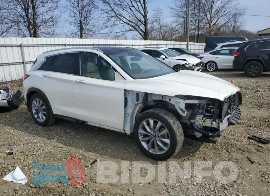 3PCAJ5M31LF111455 Photo# 4