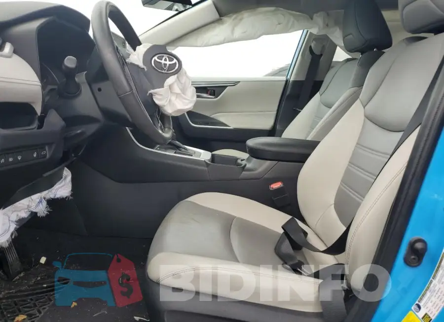 2T3C1RFV6MW170317 Photo# 7