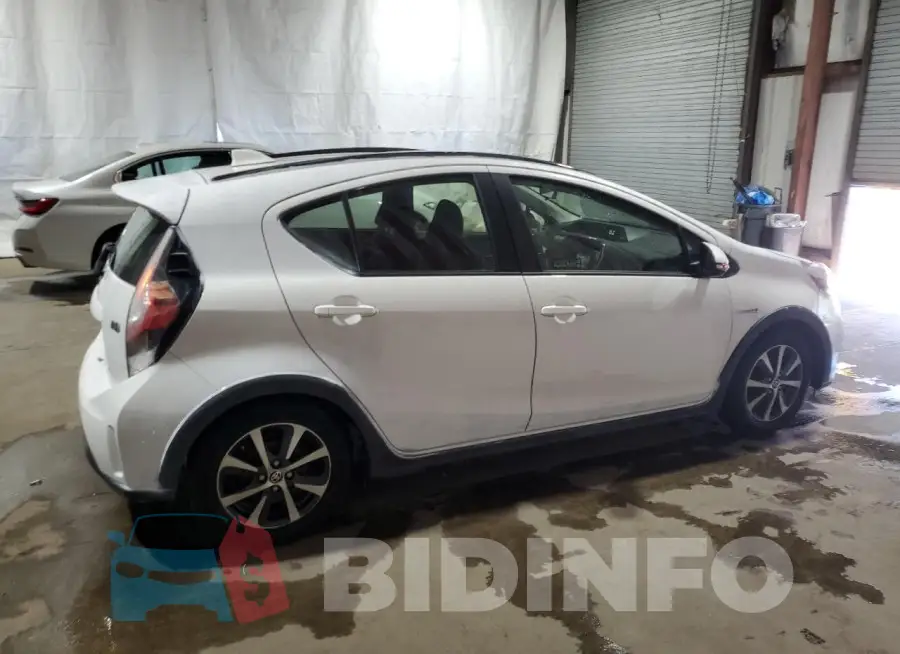 JTDKDTB38J1615512 Photo# 3