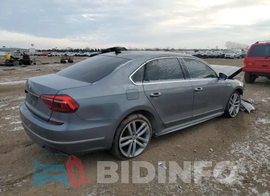 1VWDT7A35HC058820 Photo# 3