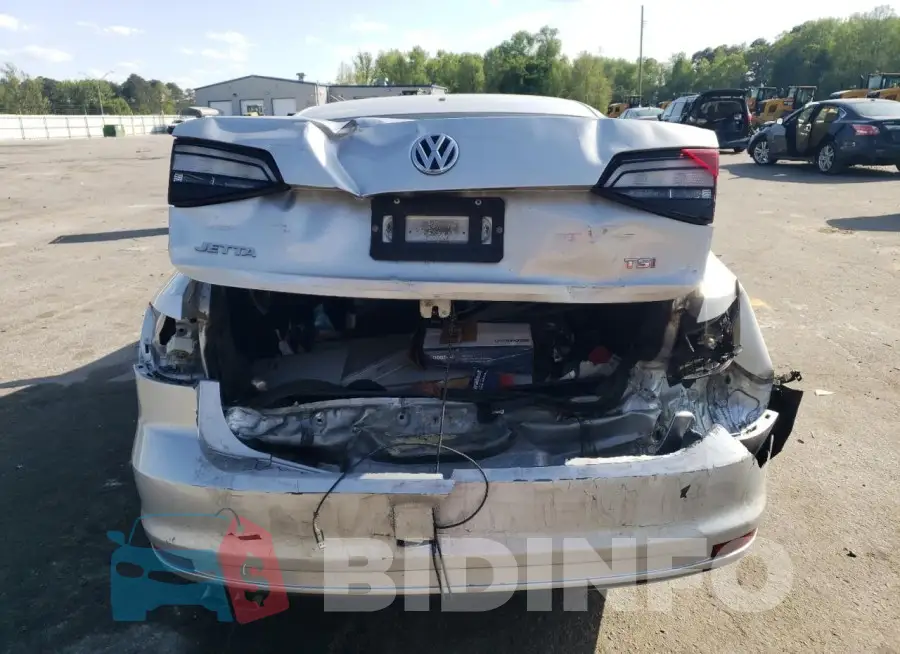 3VW267AJ5GM219094 Photo# 6
