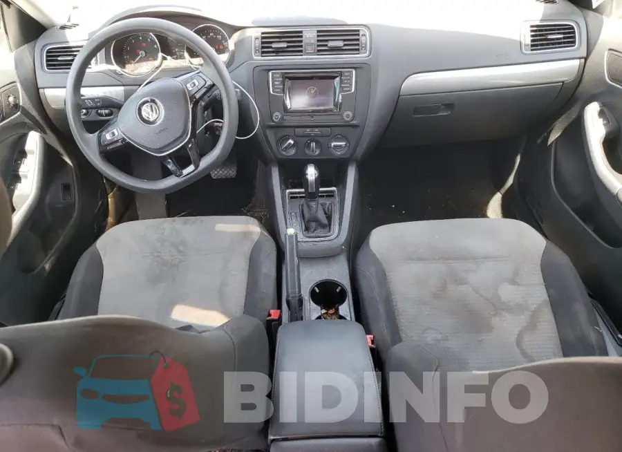3VW2B7AJ8HM372016 Photo# 8