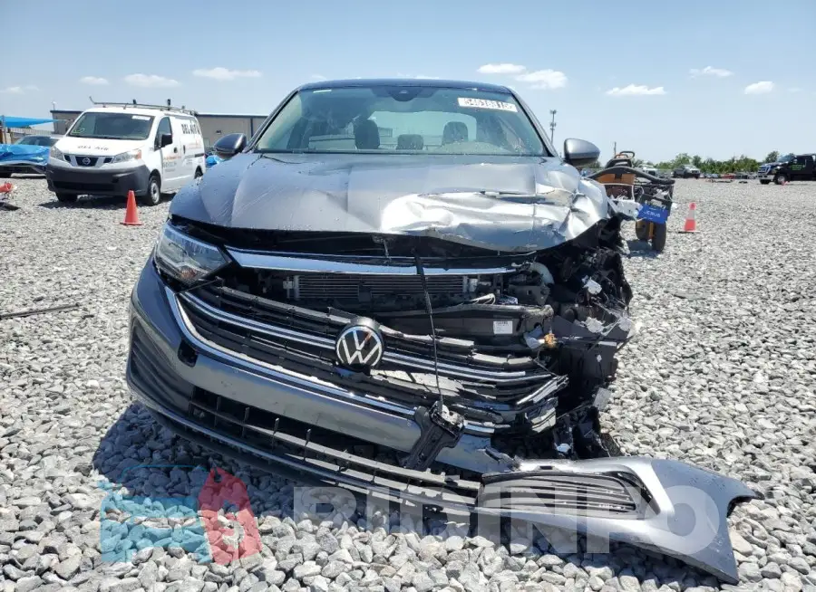 3VW7M7BU0RM017738 Photo# 5