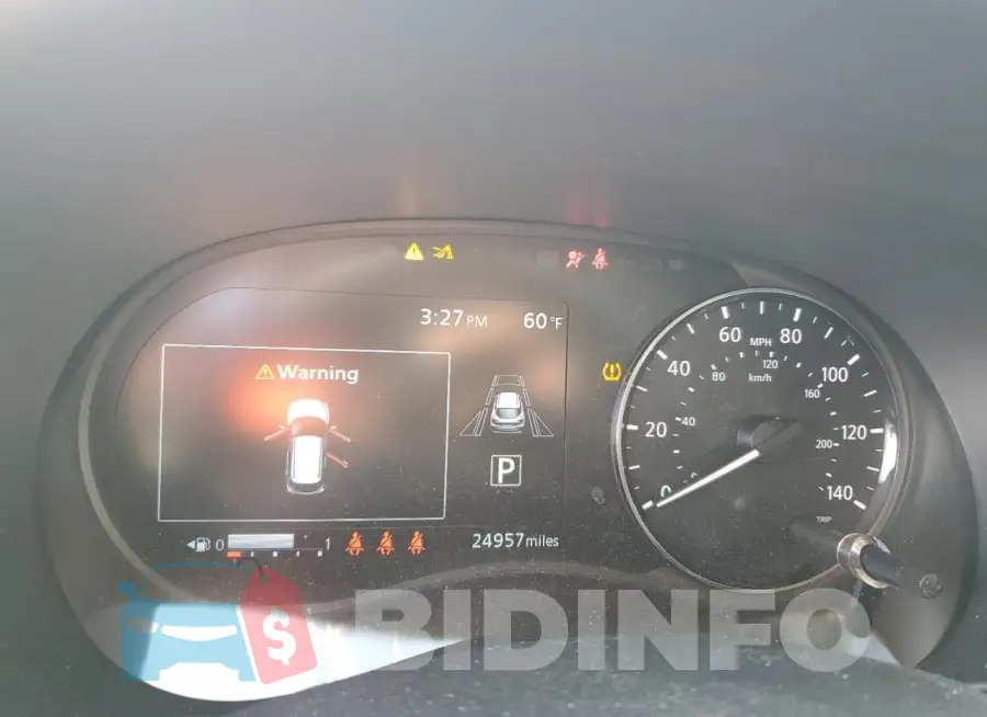 3N1CP5DV1ML517170 Photo# 9