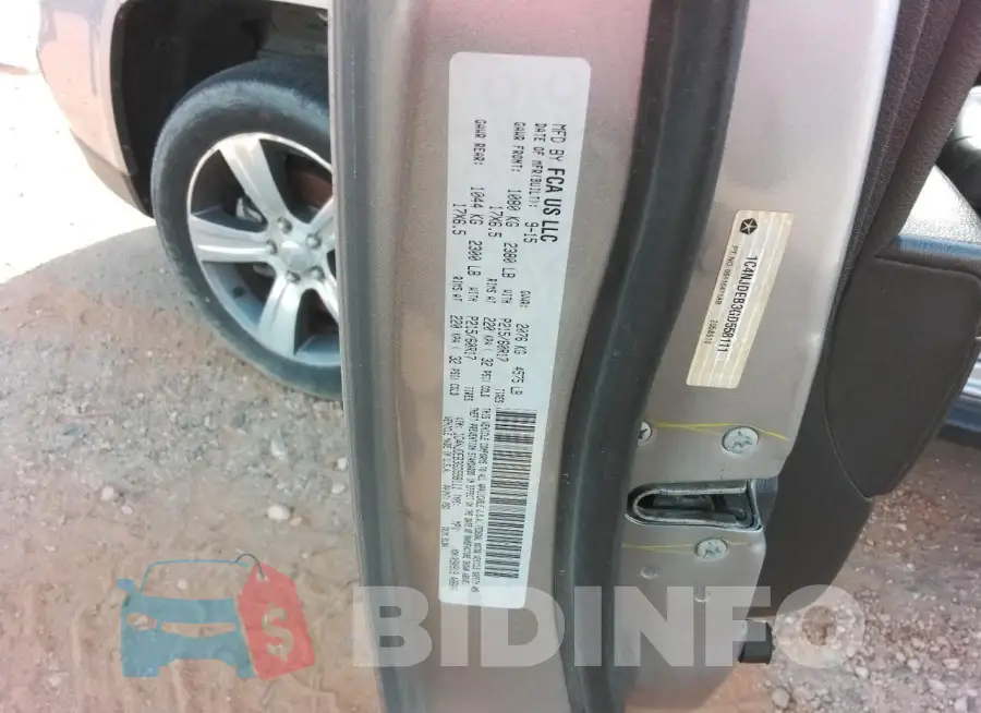 1C4NJDEB3GD558111 Photo# 13