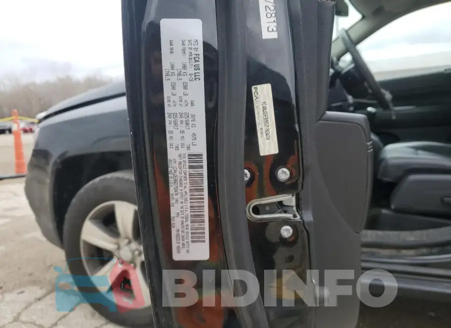1C4NJDEB8GD793474 Photo# 12