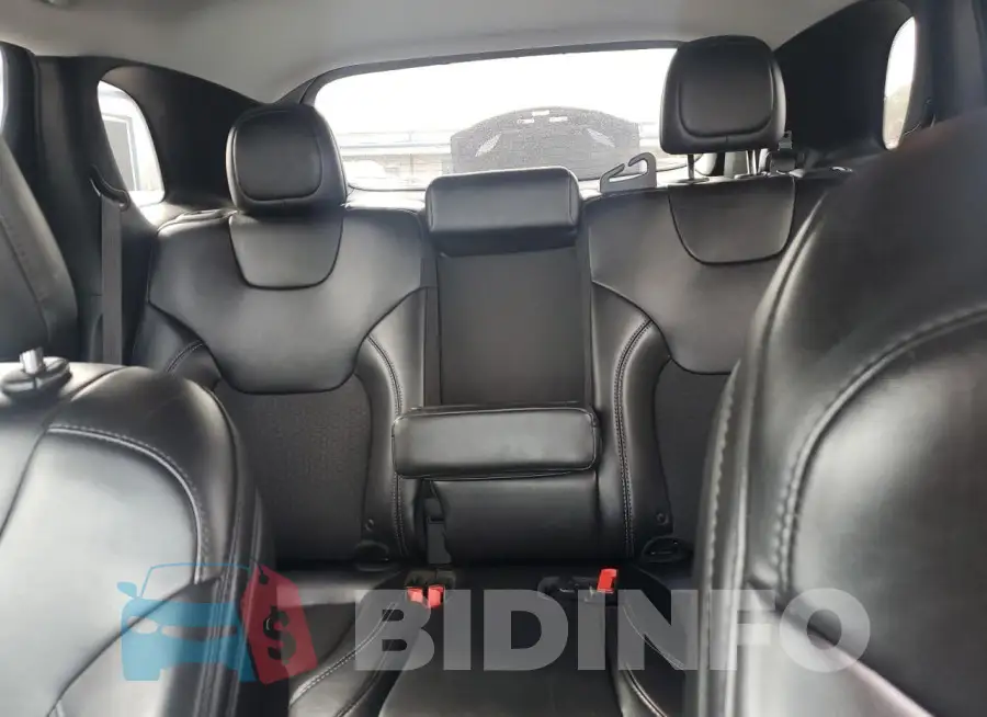 1C4PJMLX7KD251993 Photo# 10