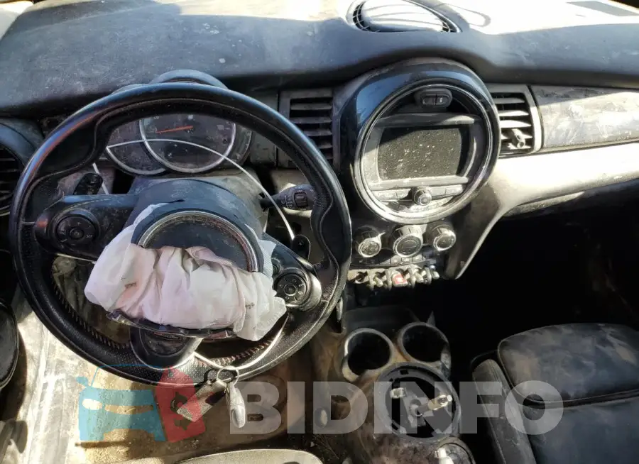 WMWXP7C52K2A50593 Photo# 8