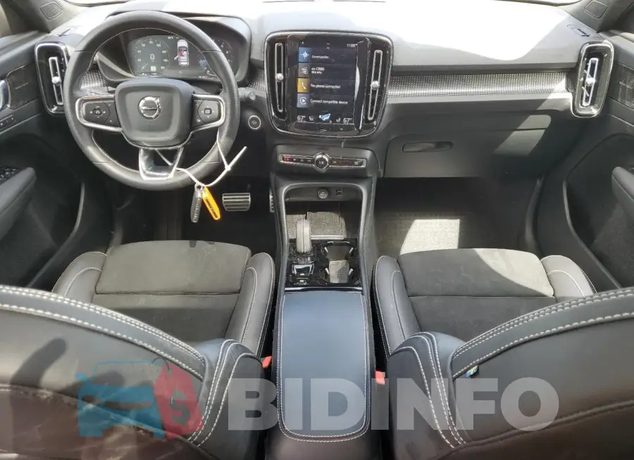YV4162UM5M2604744 Photo# 8