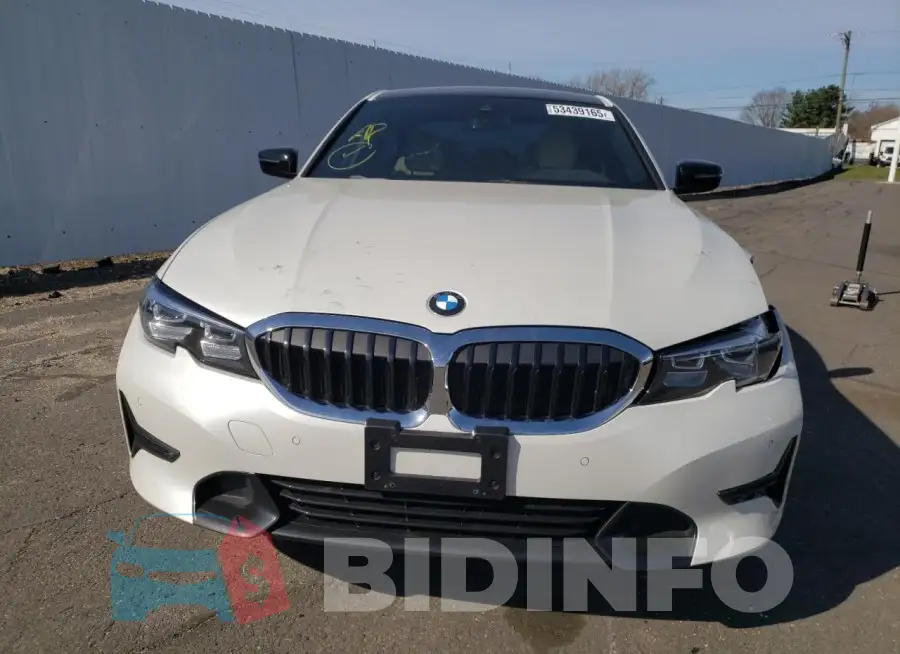 3MW5R7J0XL8B18065 Photo# 5