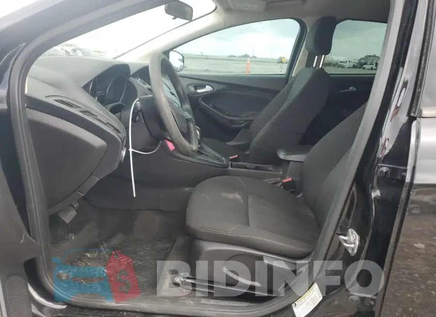 1FADP3F28HL337619 Photo# 7