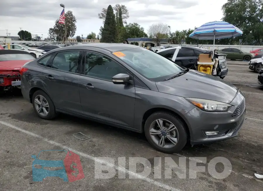 1FADP3FE3HL235896 Photo# 4