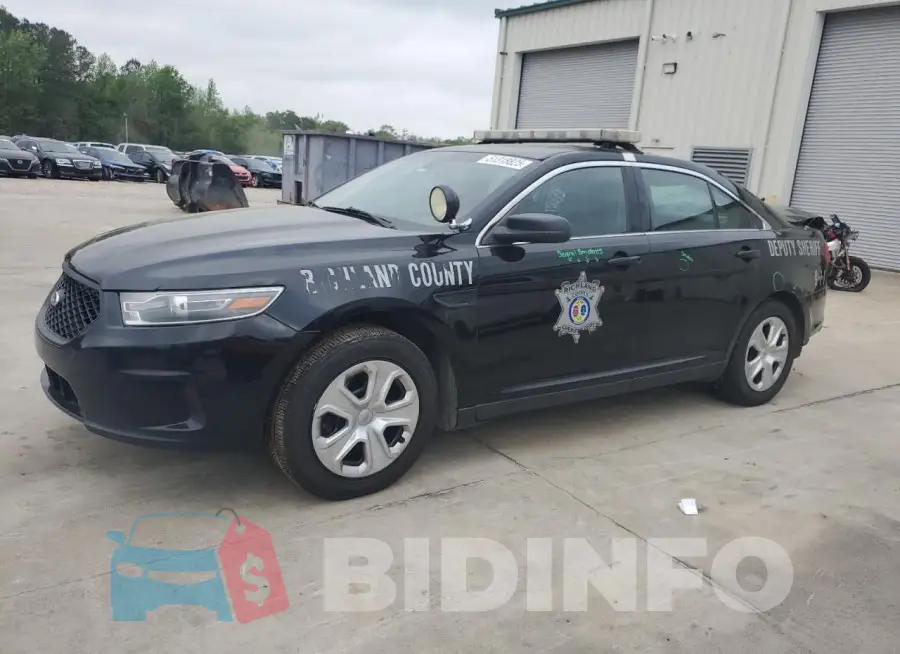 1FAHP2MK6JG123872 Photo# 1