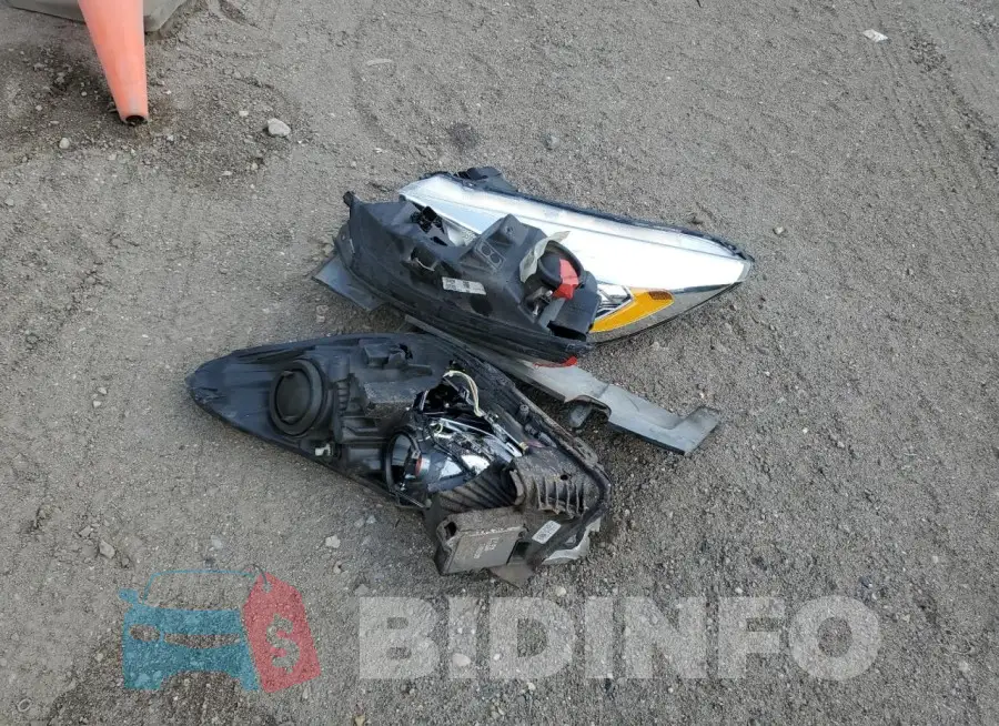 1FMCU0HD7KUB75152 Photo# 13